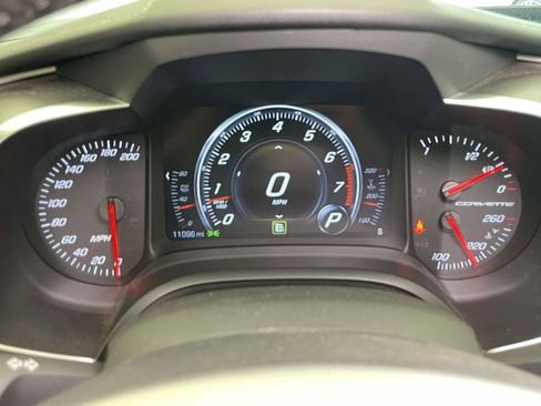 Used 2019 Chevrolet Corvette Grand Sport w/ Carbon Flash Badge Package RWD image 39