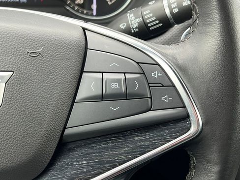 Used 2023 Cadillac XT5 Premium Luxury image 23