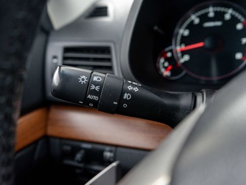 Used 2013 Subaru Outback 2.5i Limited image 24