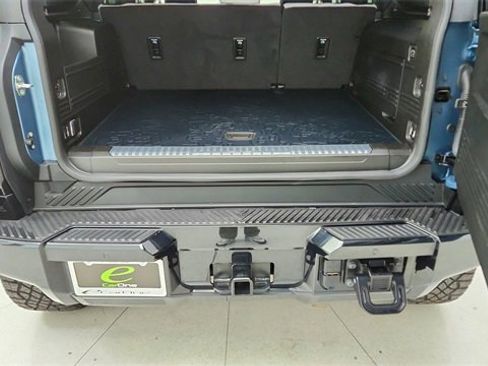 Used 2024 GMC Hummer EV 3X w/ Omega Edition image 14