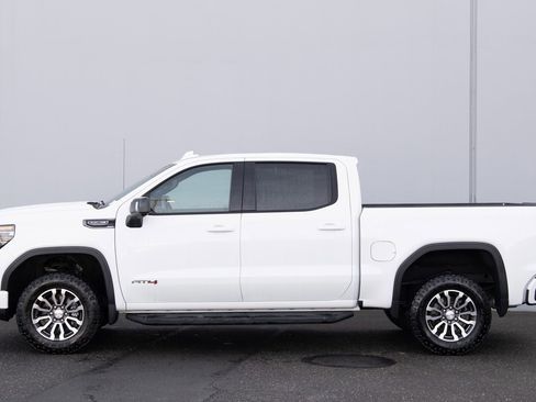 Used 2023 GMC Sierra 1500 AT4 w/ Technology Package image 30