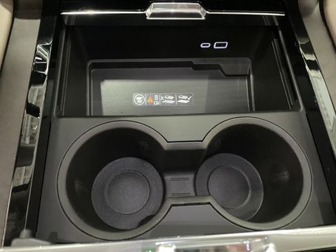 New 2026 GMC Yukon XL Denali w/ Sun & Power Step Package image 22