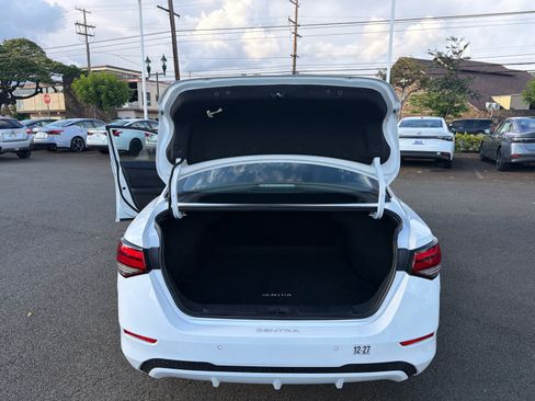 Used 2025 Nissan Sentra SV w/ All-Weather Package FWD image 11