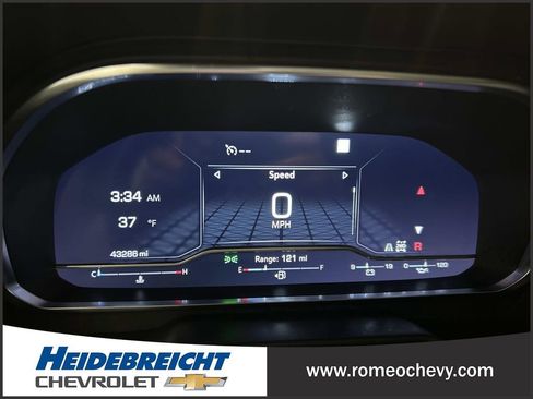 Used 2023 GMC Yukon XL AT4 w/ AT4 Premium Package image 24