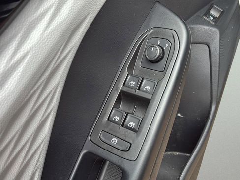 Used 2023 Volkswagen Taos S FWD image 21
