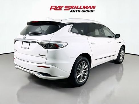 Used 2023 Buick Enclave Avenir w/ Avenir Technology Package AWD/4WD image 7
