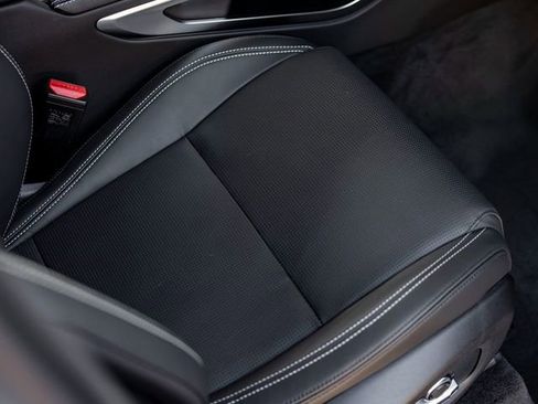 New 2026 Jaguar F-PACE R-Dynamic S image 28