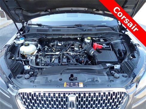 Used 2021 Lincoln Corsair AWD w/ Premium Package image 14