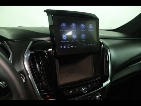 Used 2023 Chevrolet Traverse LT FWD image 15