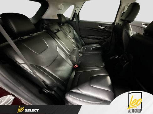 Used 2022 Ford Edge Titanium AWD/4WD image 30