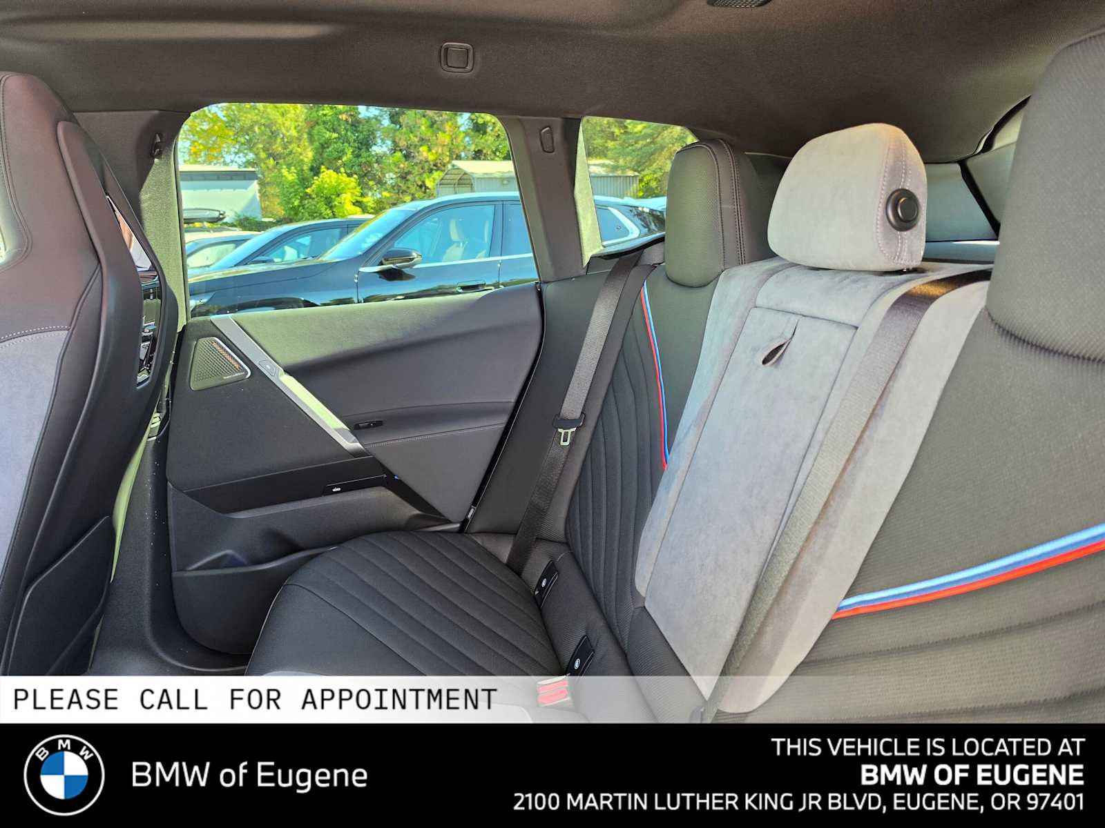 Used 2026 BMW iX xDrive45 w/ M Sport Package AWD/4WD image 20