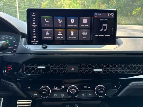 Certified 2025 Honda Accord Sport image 18
