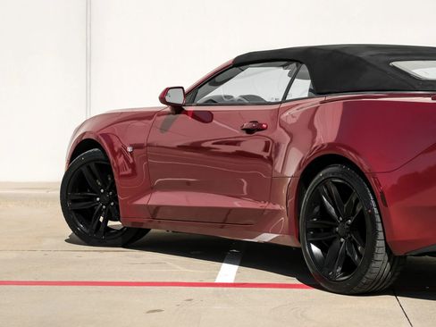 Used 2016 Chevrolet Camaro LT image 17