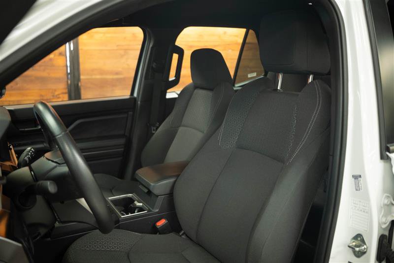 Used 2025 Toyota 4Runner SR5 AWD/4WD image 10