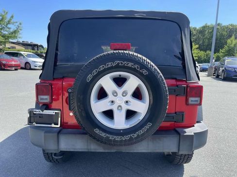 Used 2017 Jeep Wrangler Unlimited Sport w/ Quick Order Package 24S AWD/4WD image 9