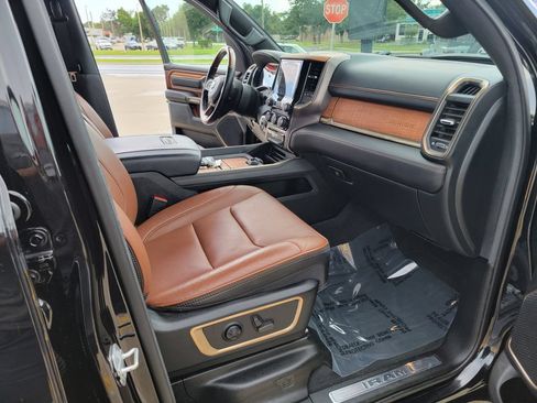 Used 2022 RAM 1500 Limited AWD/4WD image 14