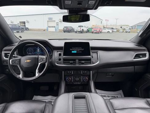 Used 2024 Chevrolet Suburban LT AWD/4WD image 14