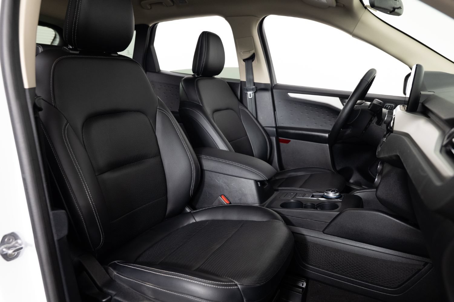 Used 2020 Ford Escape SEL AWD/4WD image 28