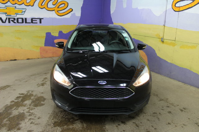 Used 2016 Ford Focus SE FWD image 3