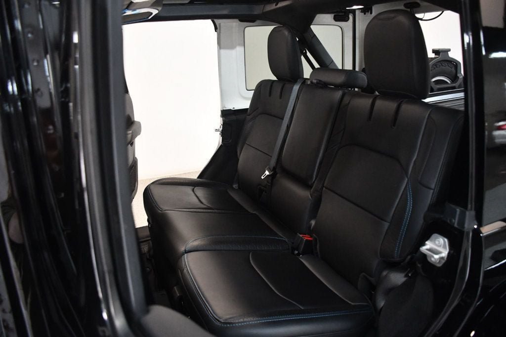 Used 2024 Jeep Wrangler High Altitude AWD/4WD image 36
