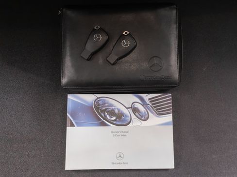 Used 2006 Mercedes-Benz E 350 Sedan image 95