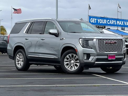 Used 2024 GMC Yukon Denali AWD/4WD image 2
