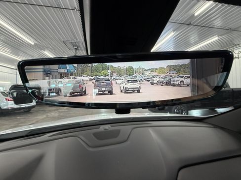 Used 2023 Chevrolet Traverse RS w/ LPO, Floor Liner Package AWD/4WD image 21