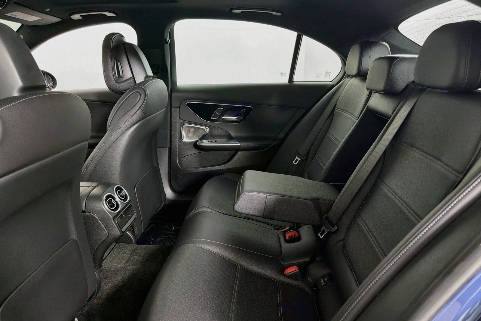 Certified 2024 Mercedes-Benz C 300 Sedan image 8