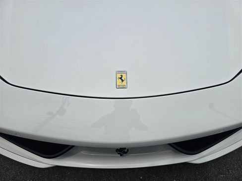 Used 2015 Ferrari 458 Spider RWD image 34