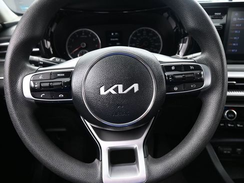 Used 2022 Kia K5 LXS image 24