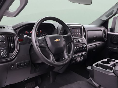 Used 2025 Chevrolet Silverado 2500 Custom w/ Z71 Off-Road Package AWD/4WD image 13