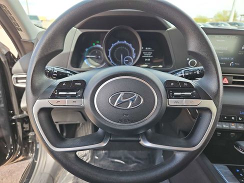 Used 2023 Hyundai Elantra Blue FWD image 22