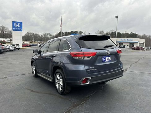 Used 2019 Toyota Highlander Limited image 25