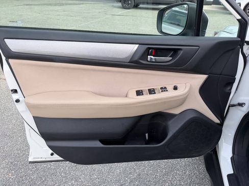 Used 2019 Subaru Outback 2.5i Premium w/ Popular Package #2 image 18