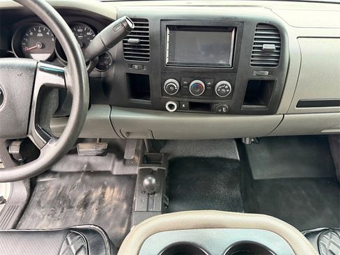 Used 2011 Chevrolet Silverado 1500 W/T image 15
