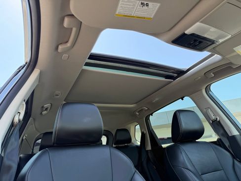 Used 2023 Nissan Rogue SL w/ SL Premium Package FWD image 17