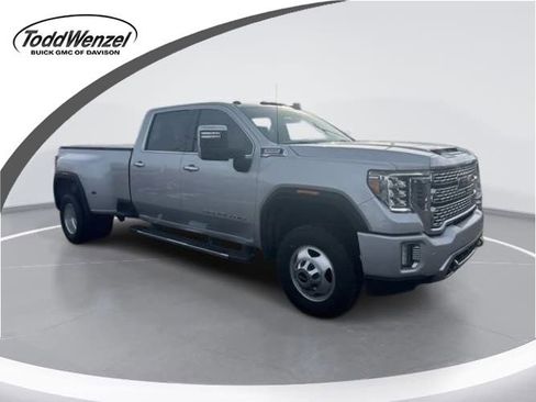 Used 2021 GMC Sierra 3500 Denali w/ Denali Ultimate Package AWD/4WD image 1