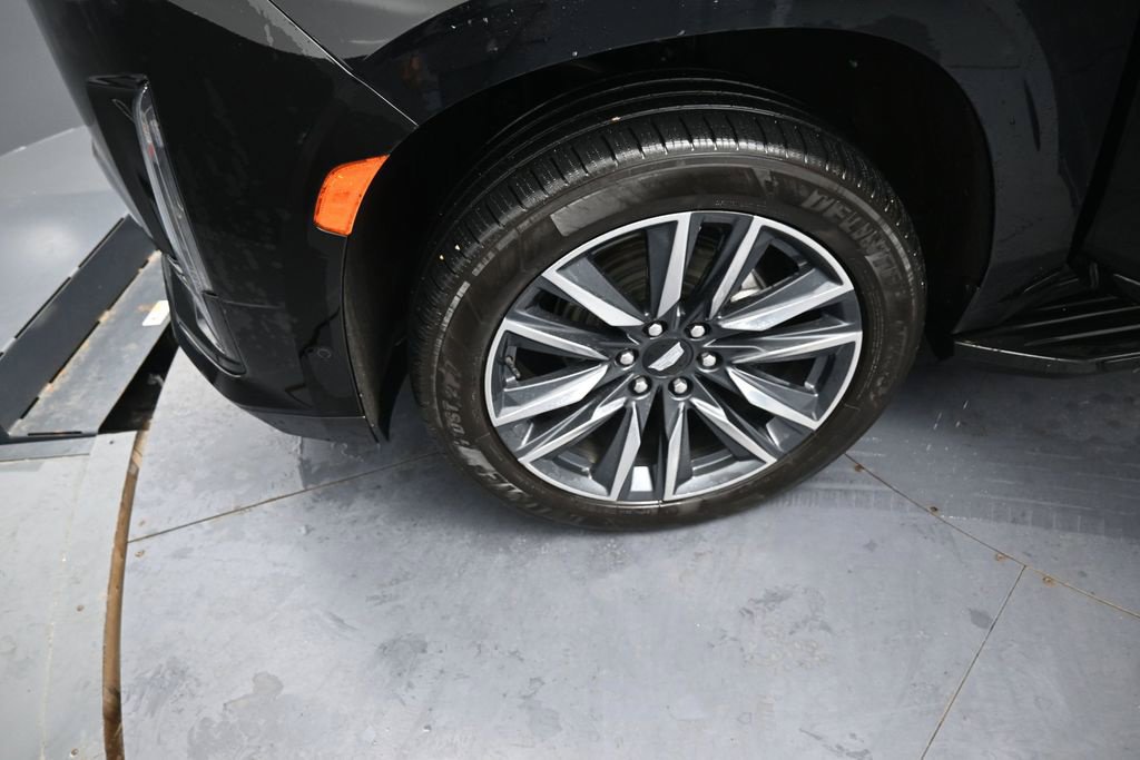 Used 2024 Cadillac Escalade Sport AWD/4WD image 15