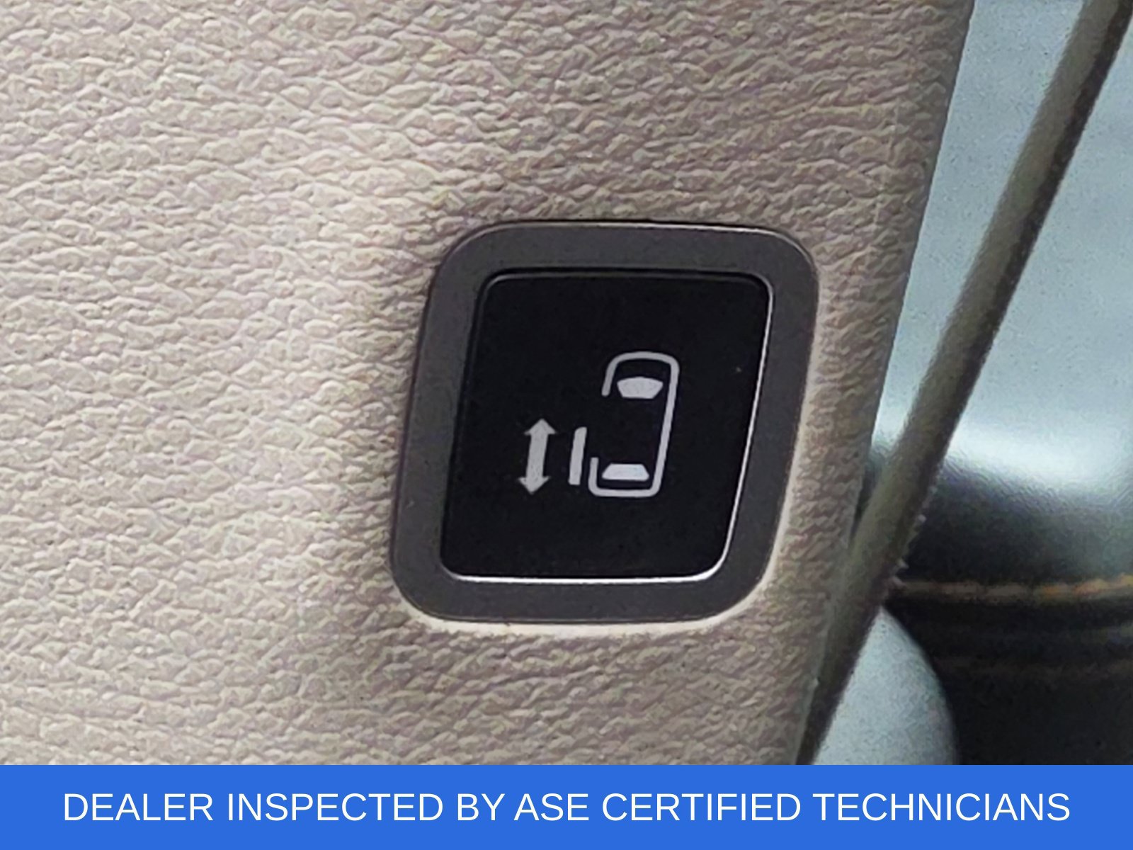 Certified 2020 Chrysler Pacifica Touring-L Plus FWD image 30