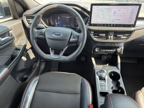 Certified 2023 Ford Escape ST-Line w/ Tech Pack #1 AWD/4WD image 8