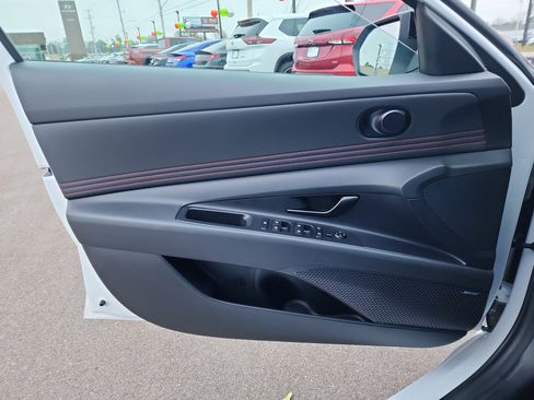 Used 2025 Hyundai Elantra N Line image 10