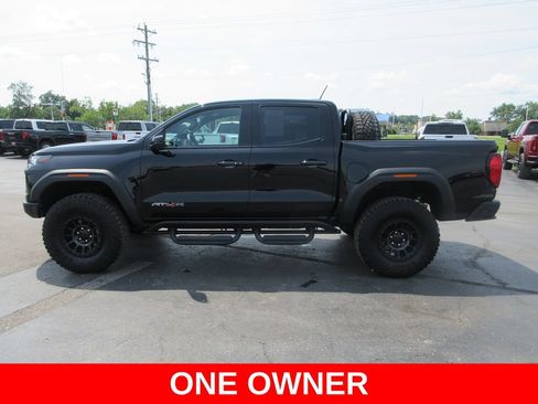 Certified 2024 GMC Canyon AT4X w/ AT4X AEV Edition AWD/4WD image 11