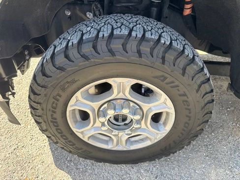 Used 2025 Ford F250 XLT w/ FX4 Off-Road Package AWD/4WD image 28