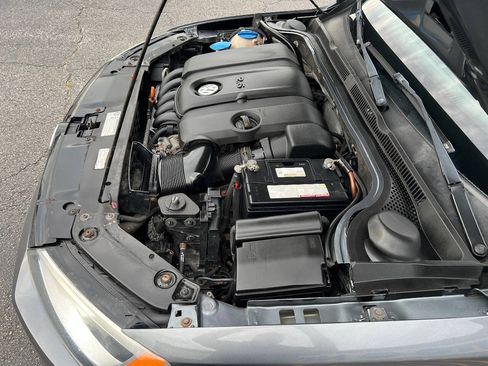 Used 2012 Volkswagen Jetta SE FWD image 37