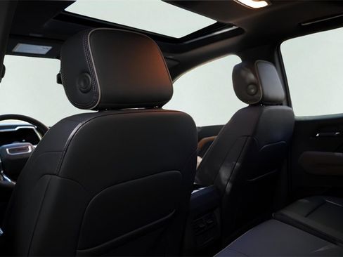 New 2026 GMC Canyon Denali image 30