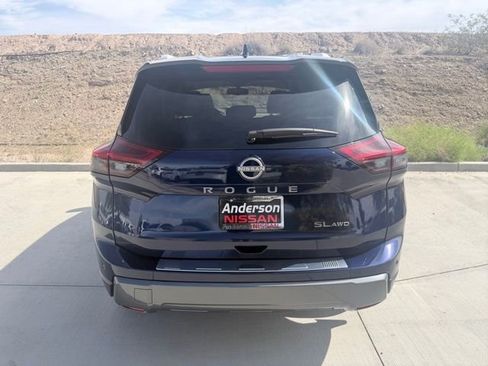 Certified 2025 Nissan Rogue SL w/ SL Premium Package image 7