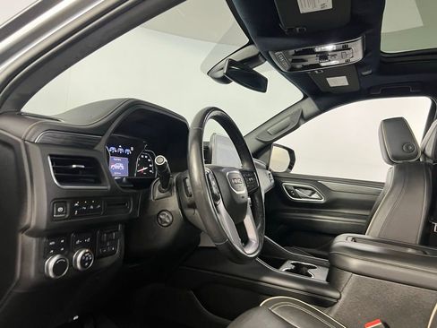 Used 2021 GMC Yukon SLT w/ SLT Luxury Plus Package image 24