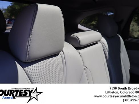 Used 2024 Acura MDX w/ Technology Package AWD/4WD image 31