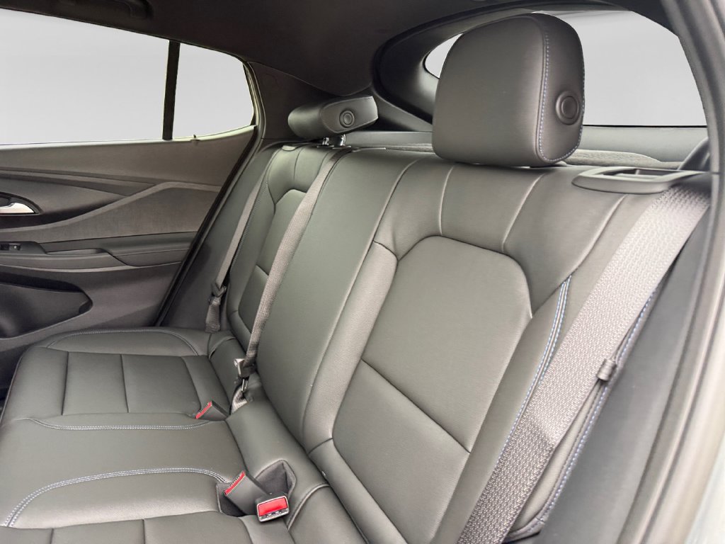 New 2026 Buick Envista Sport Touring w/ Convenience I Package FWD image 30