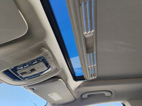 Used 2020 Mercedes-Benz GLE 350 4MATIC image 24